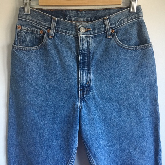 Levi’s 90’s High Waisted Vintage Red Tab 550 Jeans - Picture 4 of 8